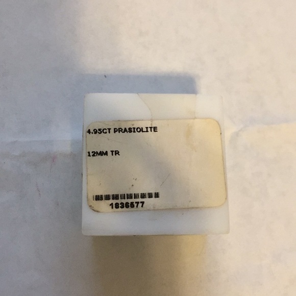 Prasiolite Trilliant Shape (Green Amethyst) - Picture 8 of 8